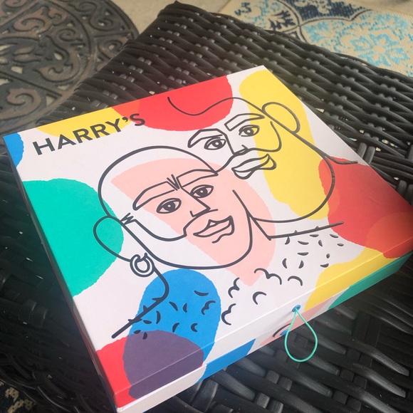 🏳️‍🌈 Limited Edition “Pride” Collector’s Box - Picture 7 of 8